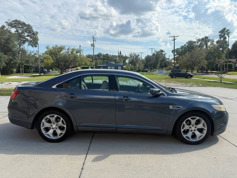 2010 Ford Taurus SEL