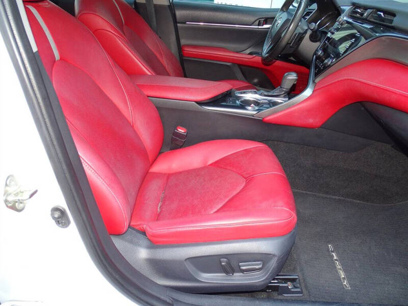 2019 Toyota Camry XSE