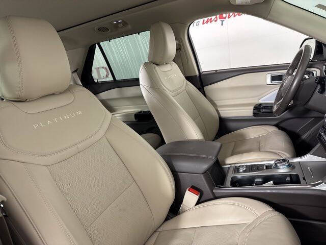 2022 Ford Explorer Platinum