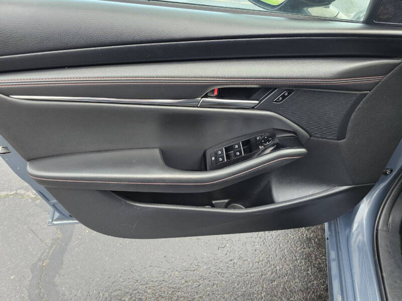 2024 Mazda Mazda3 Sedan 2.5 S Carbon Edition