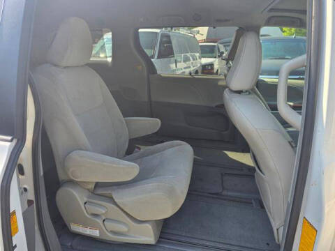 2013 Toyota Sienna
