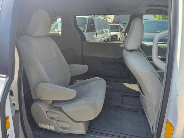 2013 Toyota Sienna