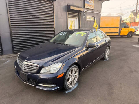 2014 Mercedes-Benz C-Class