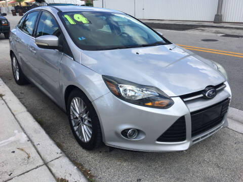 2014 Ford Focus for sale at Versalles Auto Sales in Hialeah FL