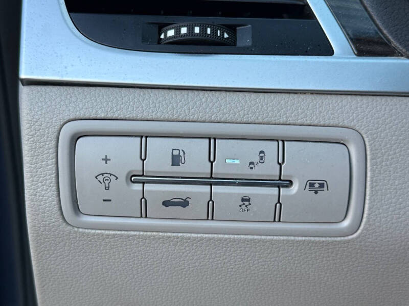 2015 Hyundai Genesis 3.8L