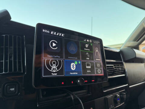 2017 GMC Savana 2500