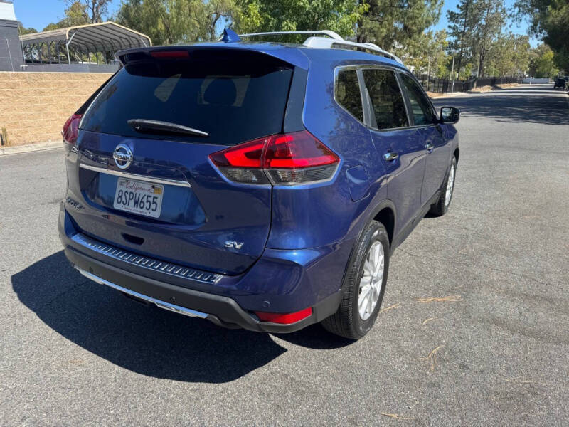 2020 Nissan Rogue SV
