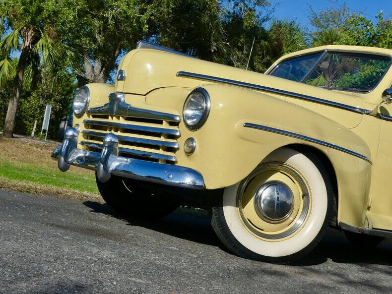 1948 Ford Super Deluxe