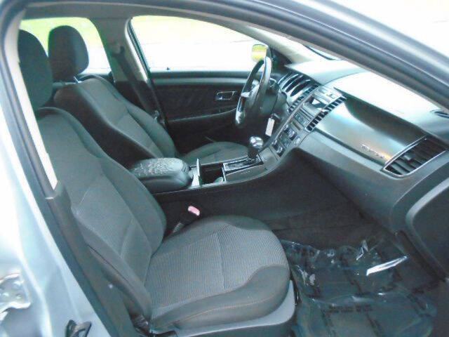 2011 Ford Taurus SEL