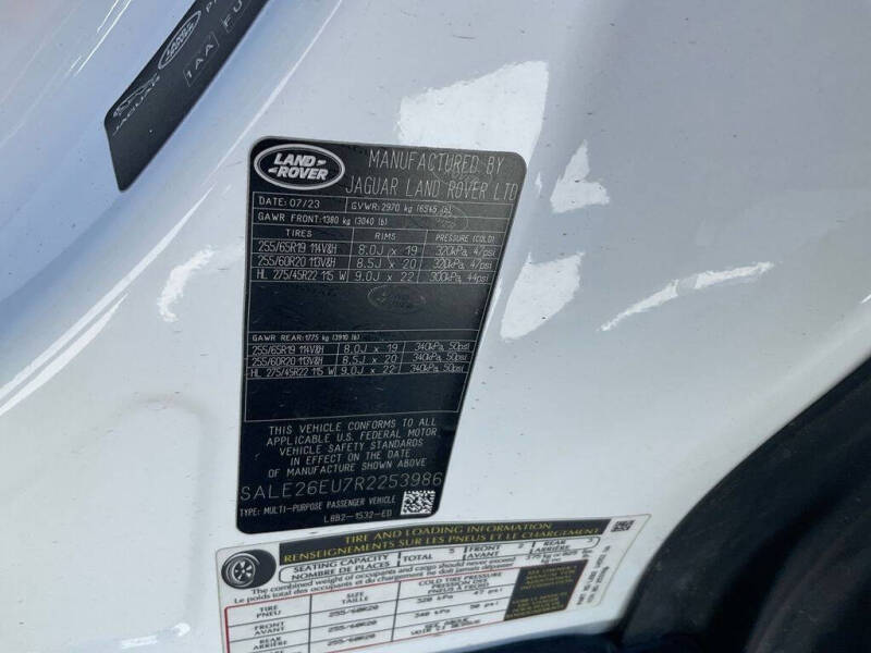 2024 Land Rover Defender 90 P400 X-Dynamic SE