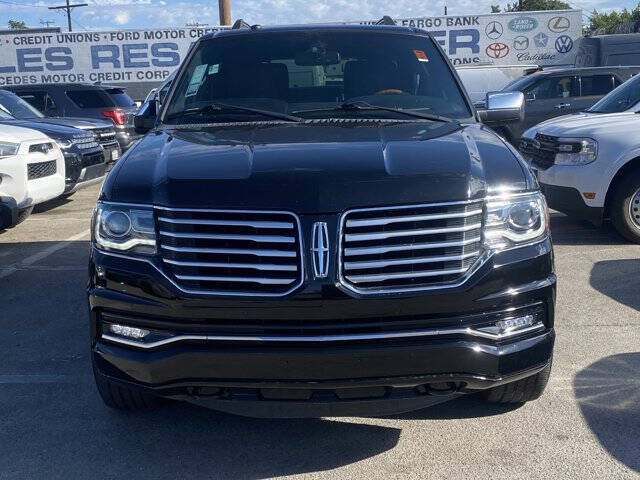 2016 Lincoln Navigator Select
