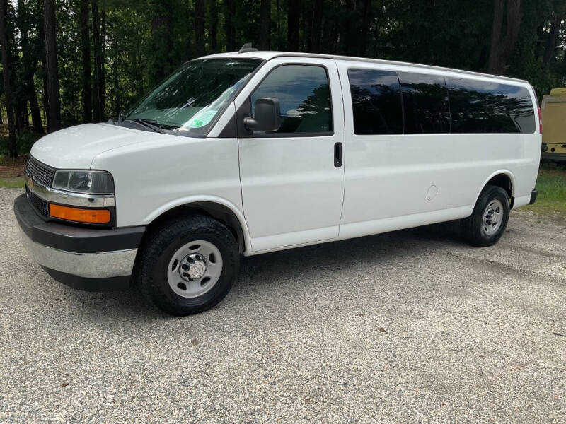 2017 Chevrolet Express LT 3500