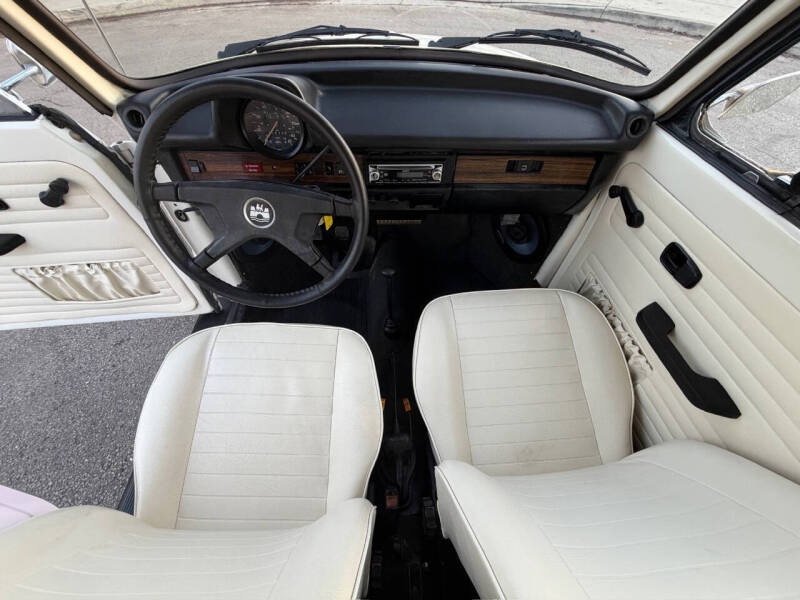 1976 Volkswagen Beetle