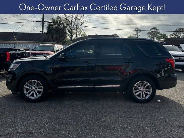 Used 2017 Ford Explorer XLT with VIN 1FM5K7D8XHGA53926 for sale in Lighthouse Point, FL