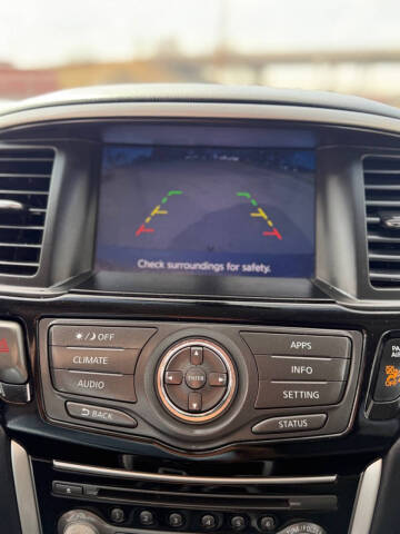 2019 Nissan Pathfinder S
