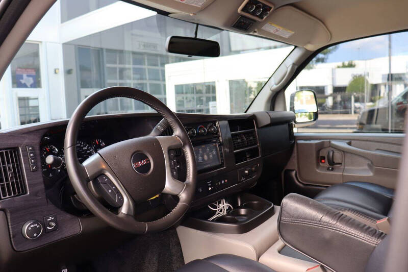 2015 GMC Savana 2500