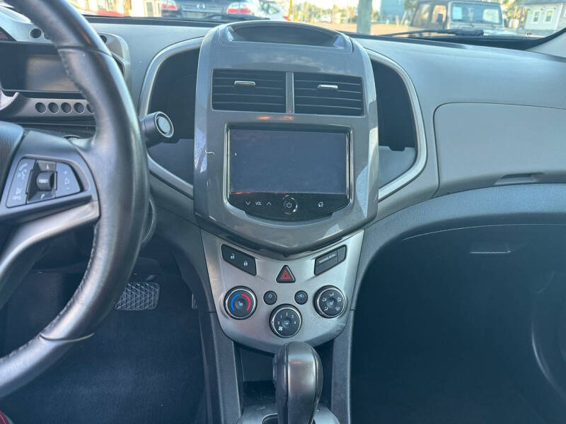 2016 Chevrolet Sonic LTZ Auto