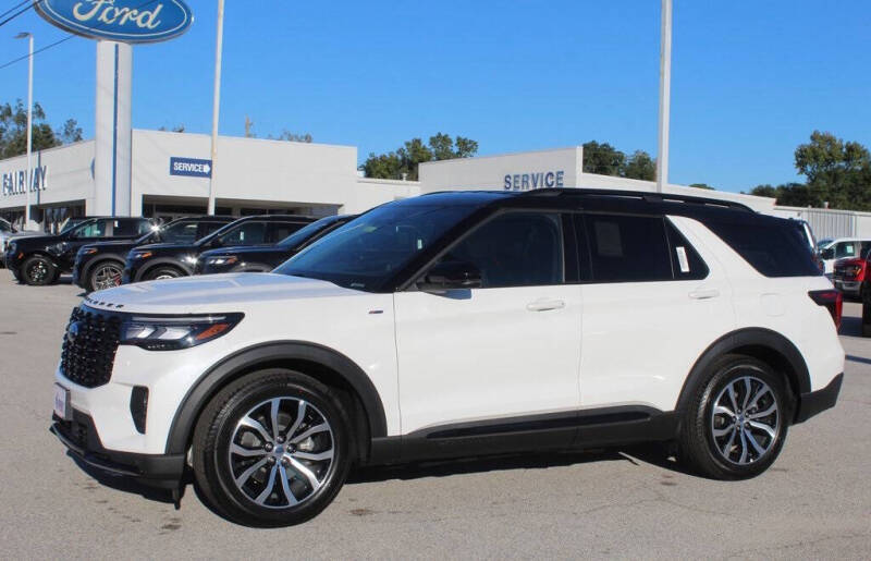 2025 Ford Explorer ST-Line