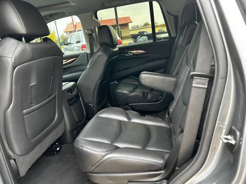 2020 Cadillac Escalade Luxury