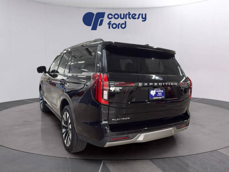 2025 Ford Expedition Platinum