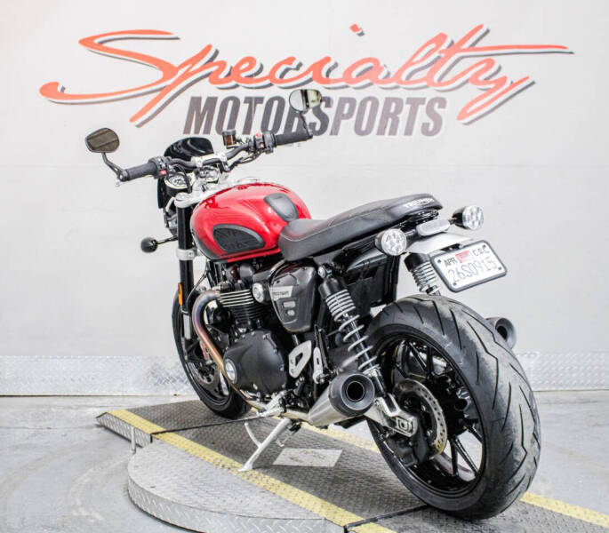 2024 Triumph Speed Twin 1200