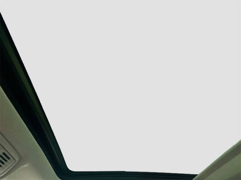 2025 Volkswagen Taos SEL 4Motion