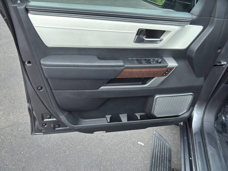2025 Toyota Sequoia