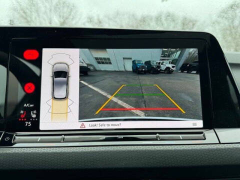 2024 Volkswagen Golf GTI SE