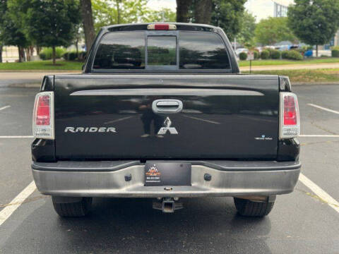 2008 Mitsubishi Raider LS