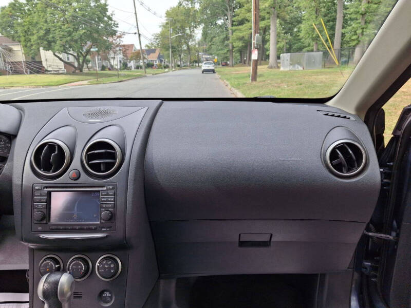 2013 Nissan Rogue SV w/SL Package