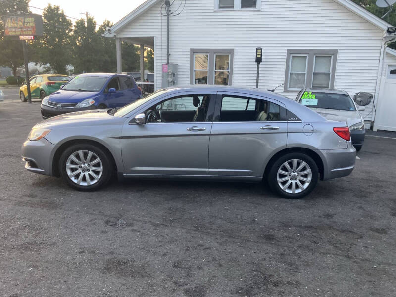 2013 Chrysler 200 Limited