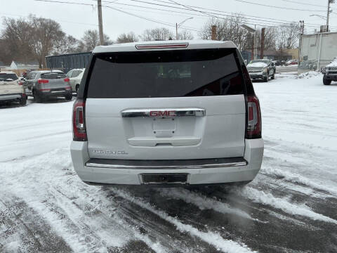 2017 GMC Yukon XL Denali