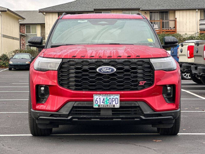 2025 Ford Explorer ST