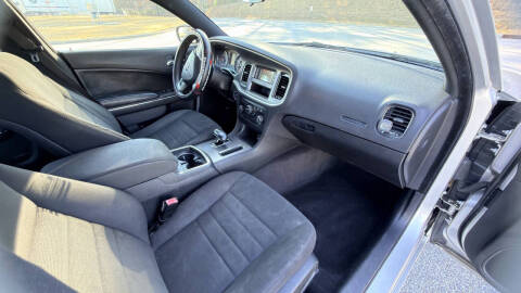 2012 Dodge Charger SE