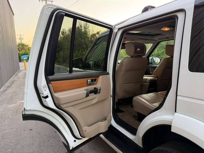 2015 Land Rover LR4 HSE