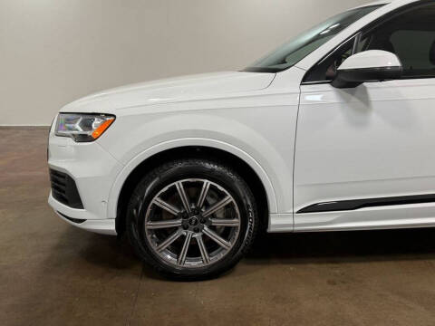 2023 Audi Q7 quattro Premium Plus 45 TFSI
