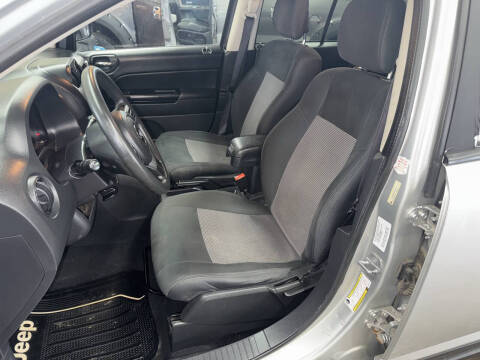 2012 Jeep Compass Sport