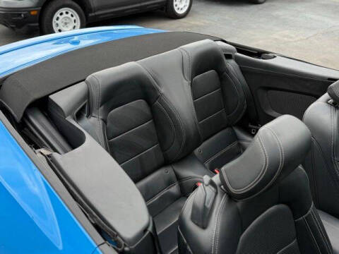 2025 Ford Mustang EcoBoost Premium