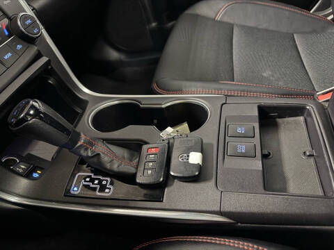 2016 Toyota Camry Hybrid SE