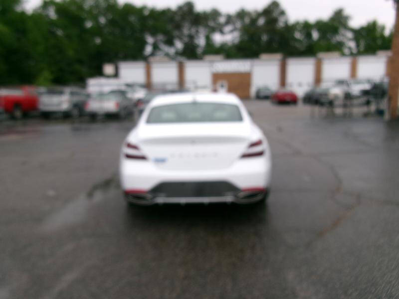 2025 Genesis G70