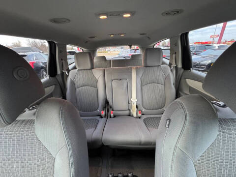 2016 Chevrolet Traverse LS