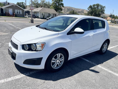 2016 Chevrolet Sonic LT Auto