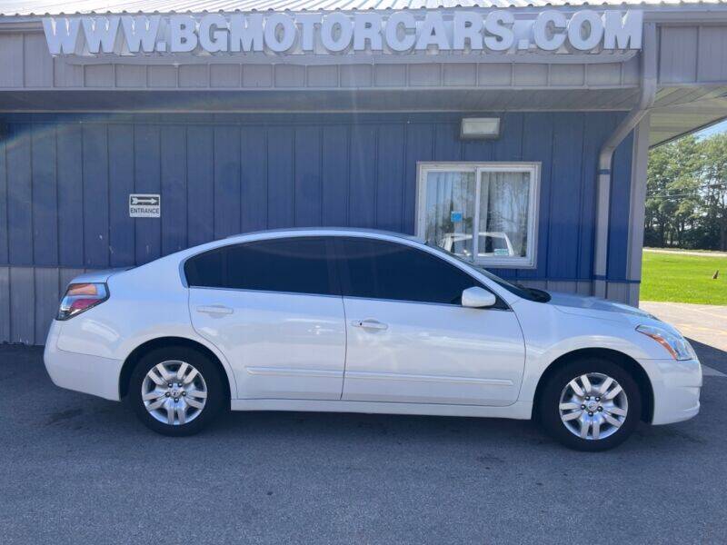 2012 Nissan Altima for sale at BG MOTOR CARS in Naperville IL