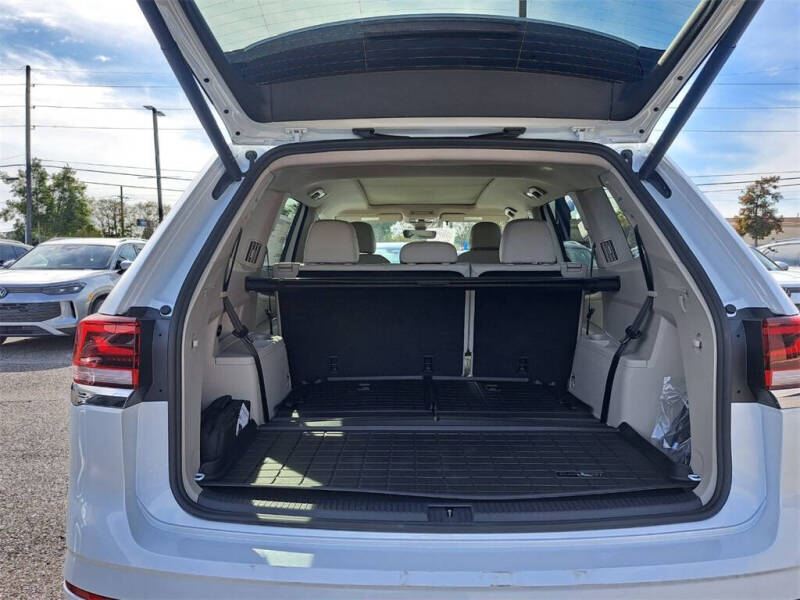 2026 Volkswagen Atlas SEL Premium R-Line 4Motion