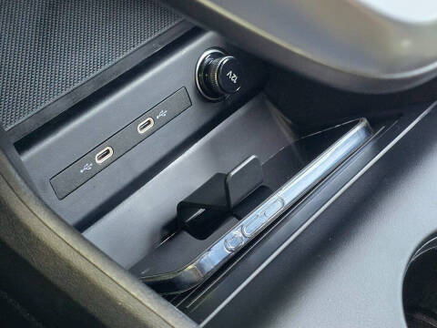 2023 Audi Q4 e-tron quattro Premium 50