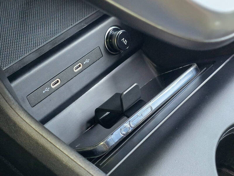 2023 Audi Q4 e-tron quattro Premium 50