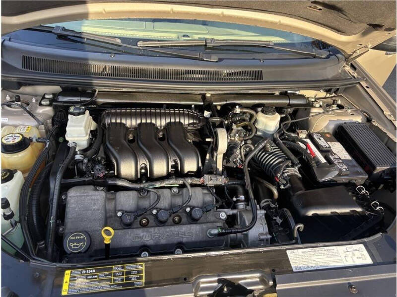 2005 Ford Freestyle SE