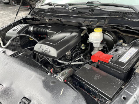 2018 RAM 1500 SLT