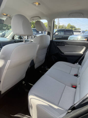 2017 Subaru Forester 2.5i