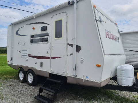2007 Forest River Rockwood Roo 21SS for sale at Kentuckiana RV Wholesalers in Charlestown IN